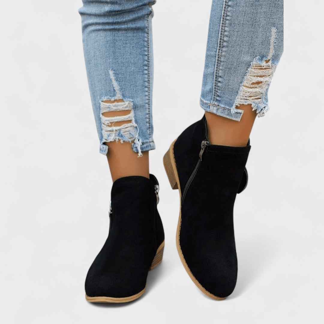 Fiora™ | Elegant Vintage Boots