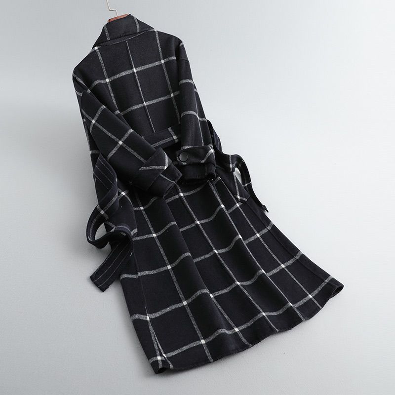 AVARON Elowen HeritageWool Check Coat